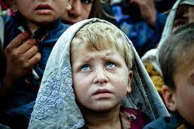 کودک نورستانی فقیر - افغانستان